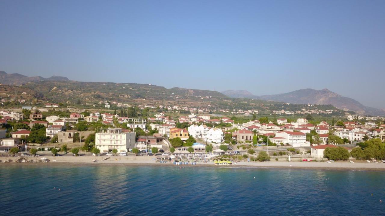 Sgs Luxury Apartments Xylokastro Bagian luar foto